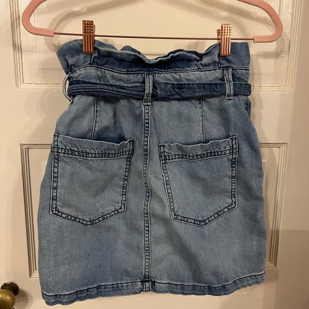 Free People Splendor in the Grass Paper bag waist mini denim skirt size 0 - Picture 5 of 6